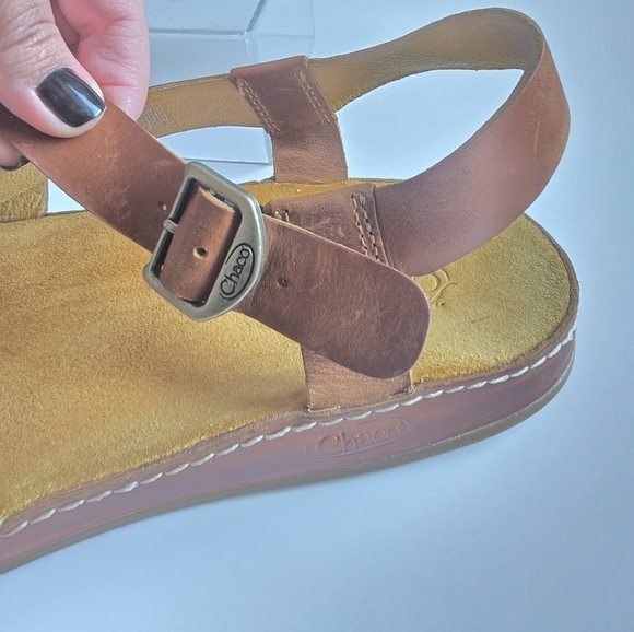 Chaco Wayfarer Sandals in OCHER Size 11 - Picture 10 of 11